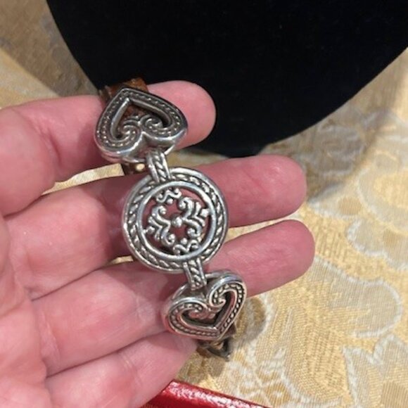 BRIGHTON “Fleur De Lis” Hearts Brown Leather BRACELET - Picture 7 of 10